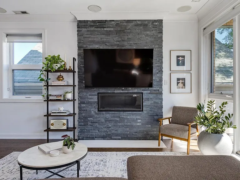 1424 W Walton St #2 — Photo 8
