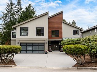 5570 Hampstead Pl, Burnaby, BC