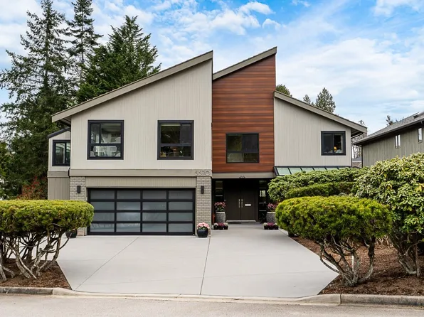 5570 Hampstead Pl, Burnaby, BC V5E 4E7