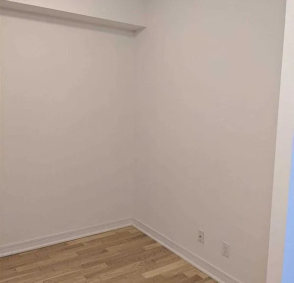 9205 Yonge St #1008 — Photo 12