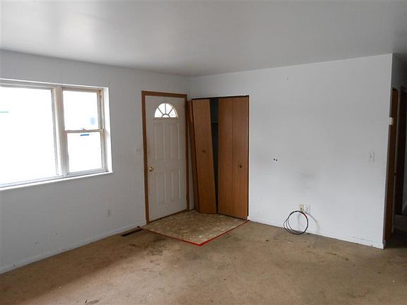 2nd image of 5049 Donlaw Ave