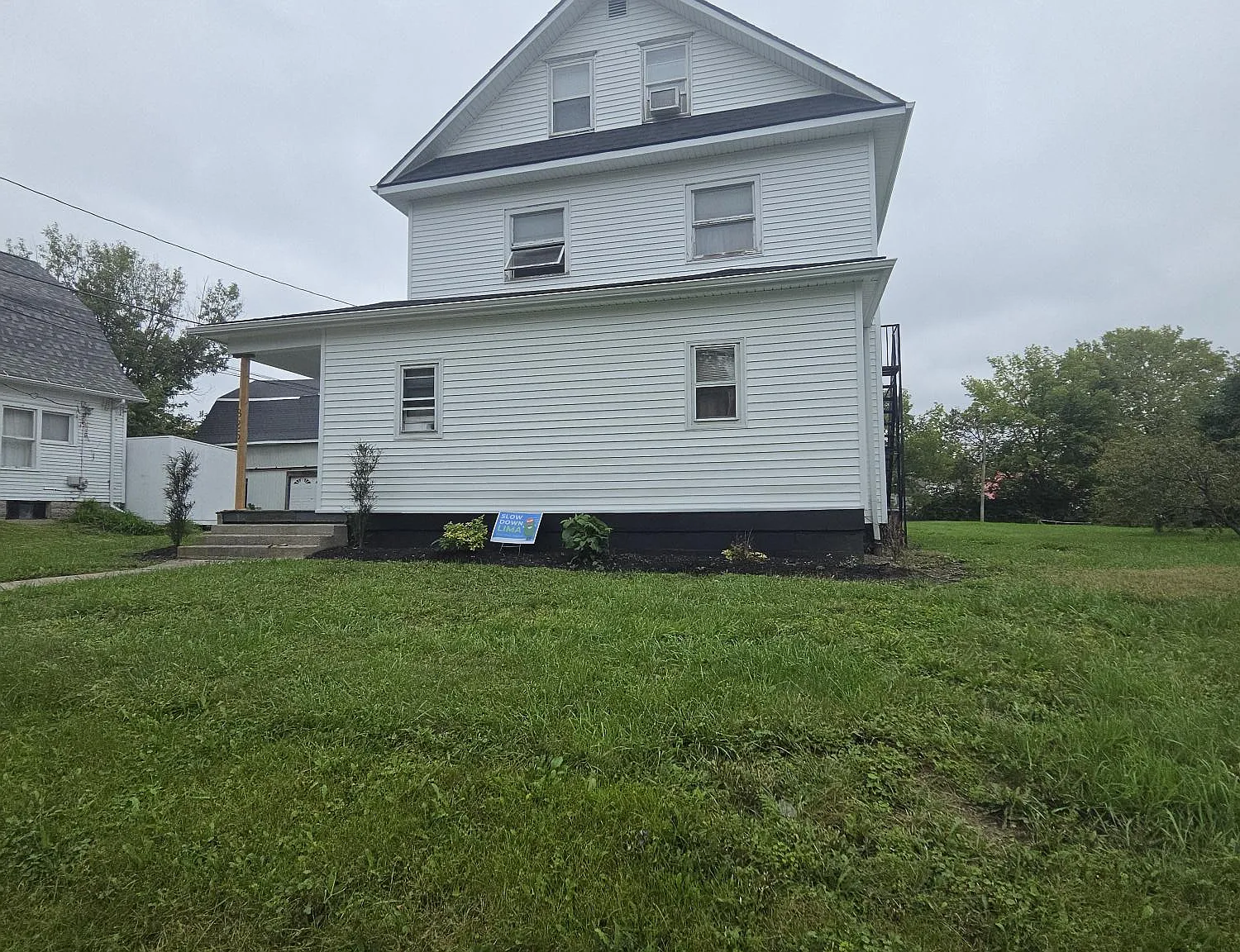 1 bed, 400 sqft, $895 — Photo 1