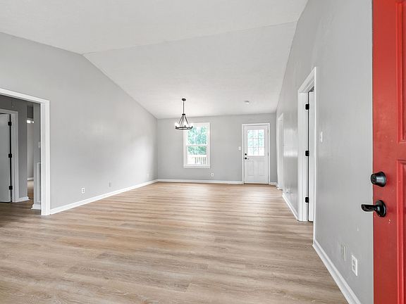 3rd image of 313 Grassland Dr