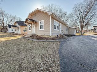 319 N Jackson St, Pittsfield, IL 62363
