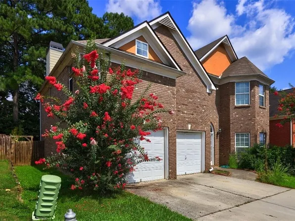 2853 Newtons Crest Cir, Snellville, GA 30078