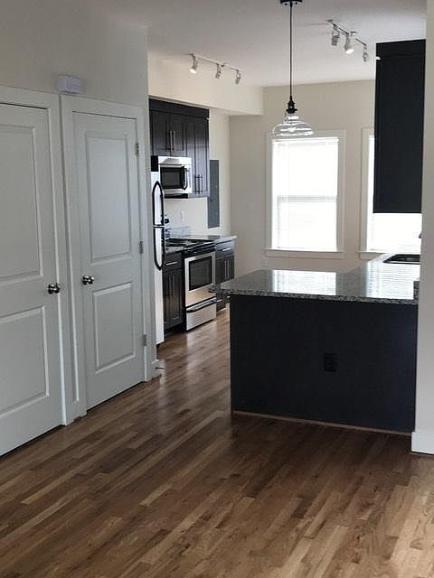 1st image of 307 West Ave #13