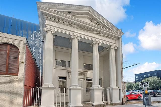 Building Photo
