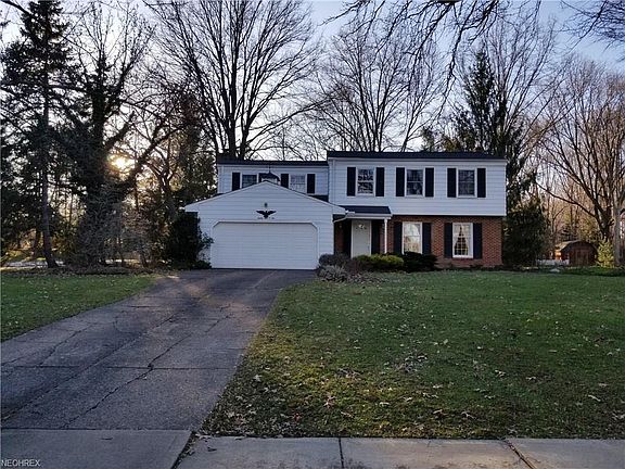 2nd image of 8402 Vera Dr
