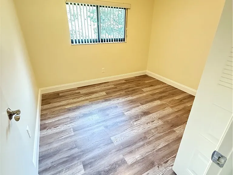 17426 Birchwood Ln #6 — Photo 9