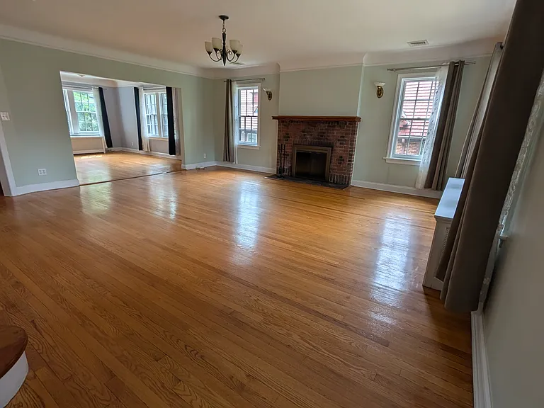 730 Burns St #2 — Photo 7