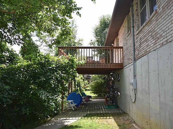 2nd image of 3499 Meadowlark Dr