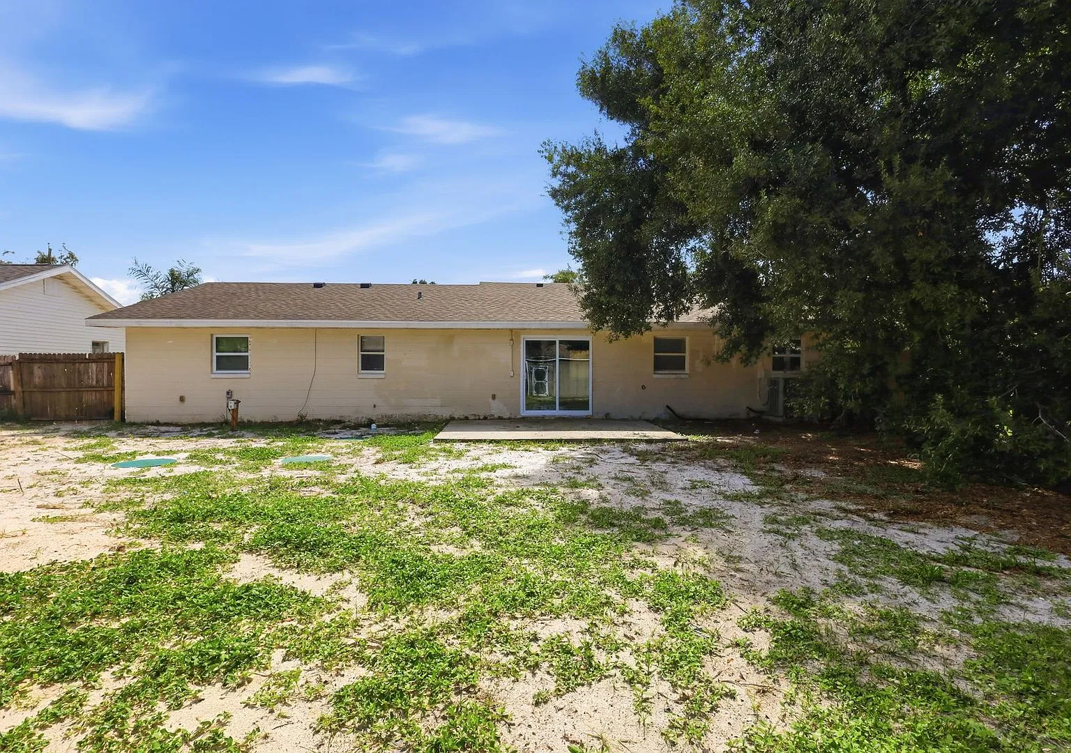 Charming 2-Bedroom, 1-Bath Home in Lakeland, FL — Photo 3