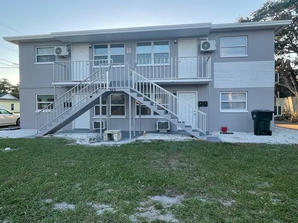 363 Ridge Rd NW APT C, Largo, FL 33770