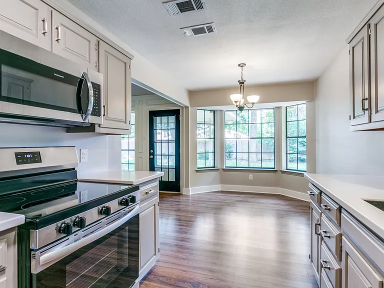3055 Panhandle Dr — Photo 4