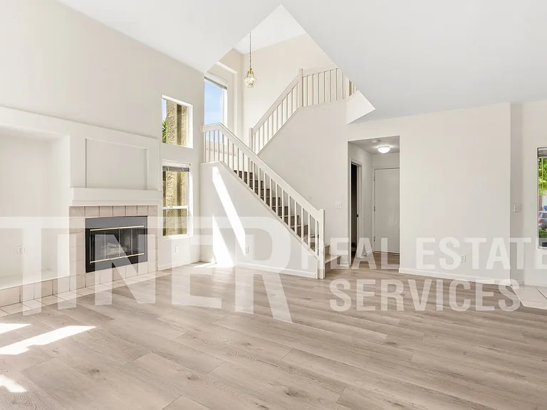 6931 Romanzo Way — Photo 3