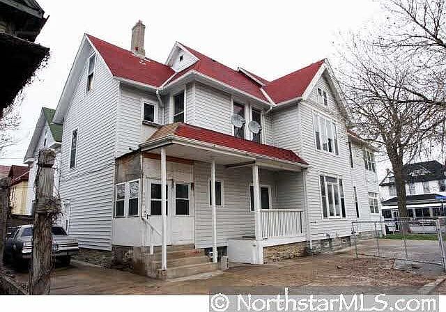 1st image of 2444 Chicago S