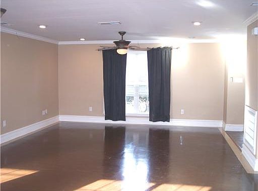 2nd image of 1505 Park Dr