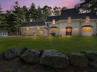 30 Farrwood Dr, Andover, MA 01810