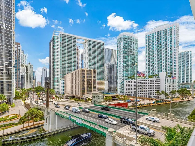 200 Biscayne Boulevard Way #504 — Photo 27