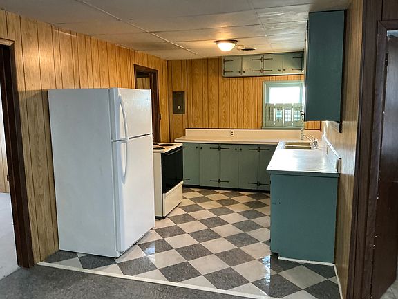 4th image of 505 N B St