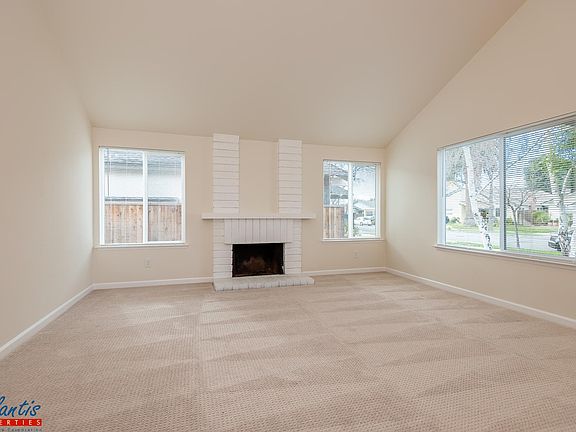 3rd image of 4300 Arpeggio Ave