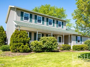 560 Shaffer Ln, Jersey Shore, PA 17740