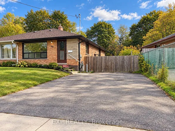 117 Waverley Dr, Guelph, ON N1E 1H1