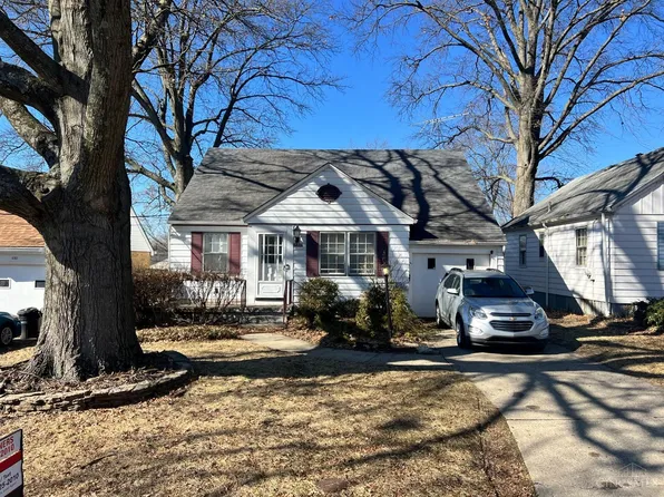 6765 Somerset Dr, Cincinnati, OH 45224