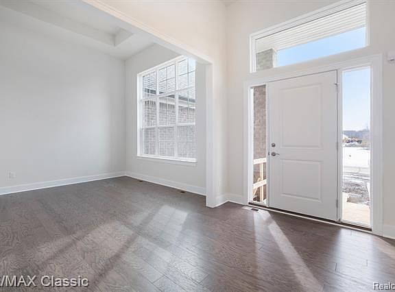 3rd image of 49083 Togowtee Pass St #59