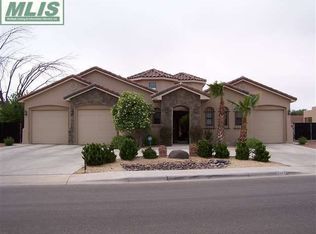 2281 Laguna Dr, Las Cruces, NM 88005
