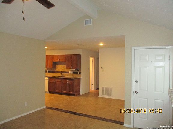 4th image of 13810 Durwood Dr