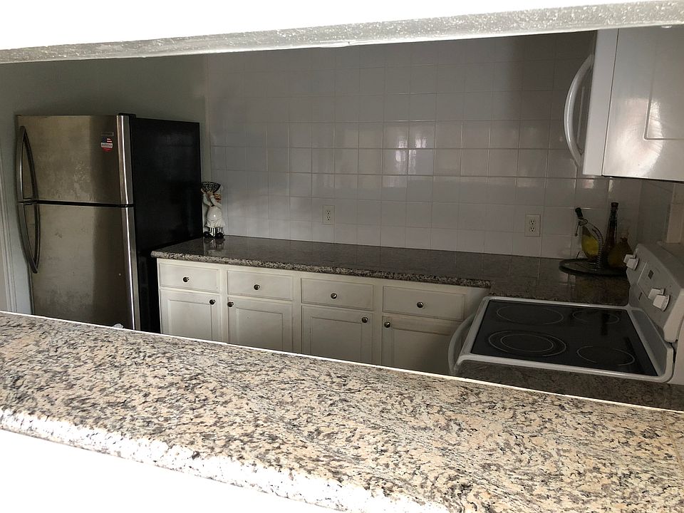 1st image of 8710 Wilcrest Dr #8710
