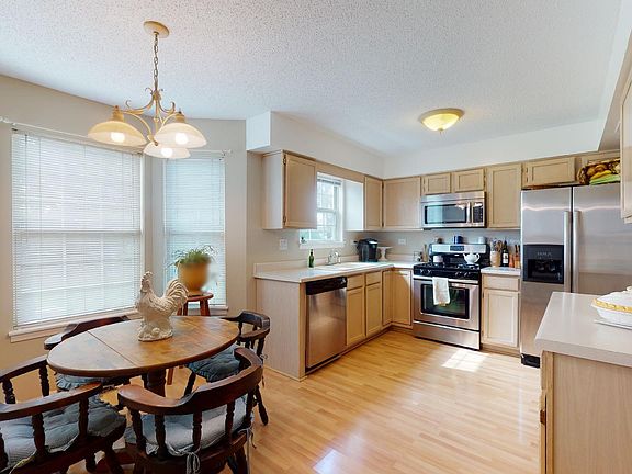 5th image of 1404 Georgetown Dr Unit 1404