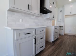 112 Middleton Ln, Clovis, NM 88101