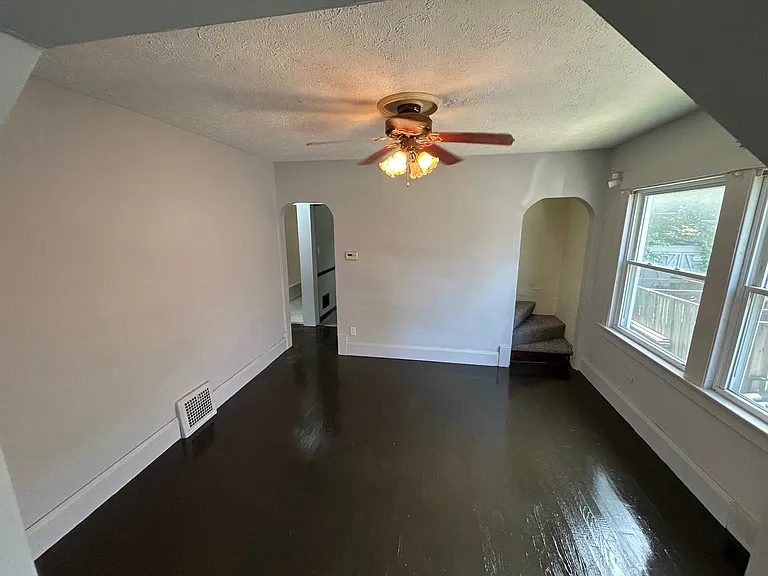 169 E Avondale Ave — Photo 8