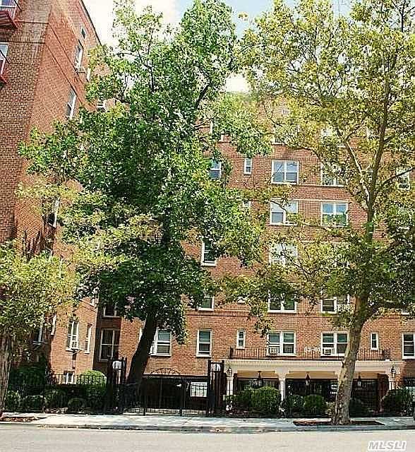 1st image of 6361 Yellowstone Blvd APT 5G
