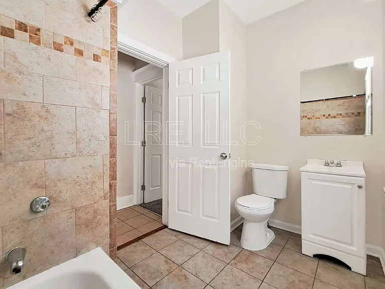 3421 River Park Dr — Photo 5