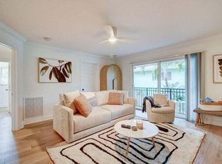 45 SE 7th Ave APT 8, Delray Beach, FL 33483