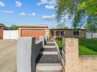 1104 Hoover St, Escondido, CA 92027