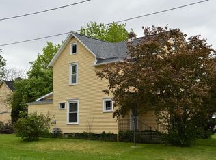 36 Oak St, Shelby, OH 44875