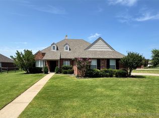 2000 W Vail St, Broken Arrow, OK 74012