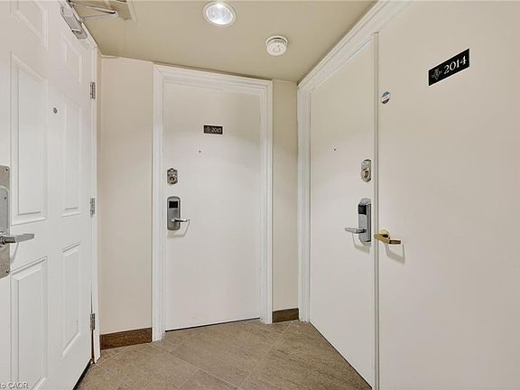 3rd image of 90 Highland Dr #2014/15