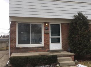 646 E Forteen Mile Rd, Clawson, MI 48017