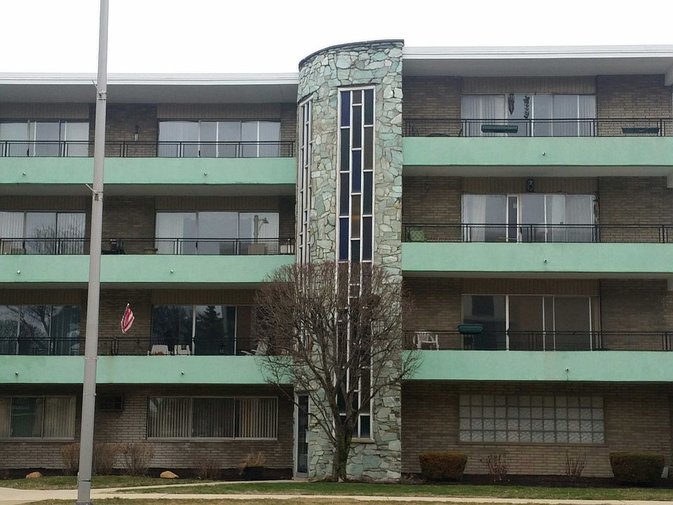 1st image of 3140 W 99th St APT 1C