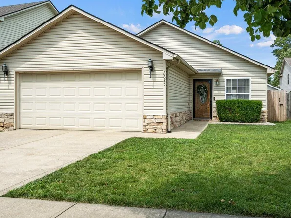 2625 Buck Ln, Lexington, KY 40511