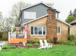 308 Grandview Ave, Glen Ellyn, IL 60137