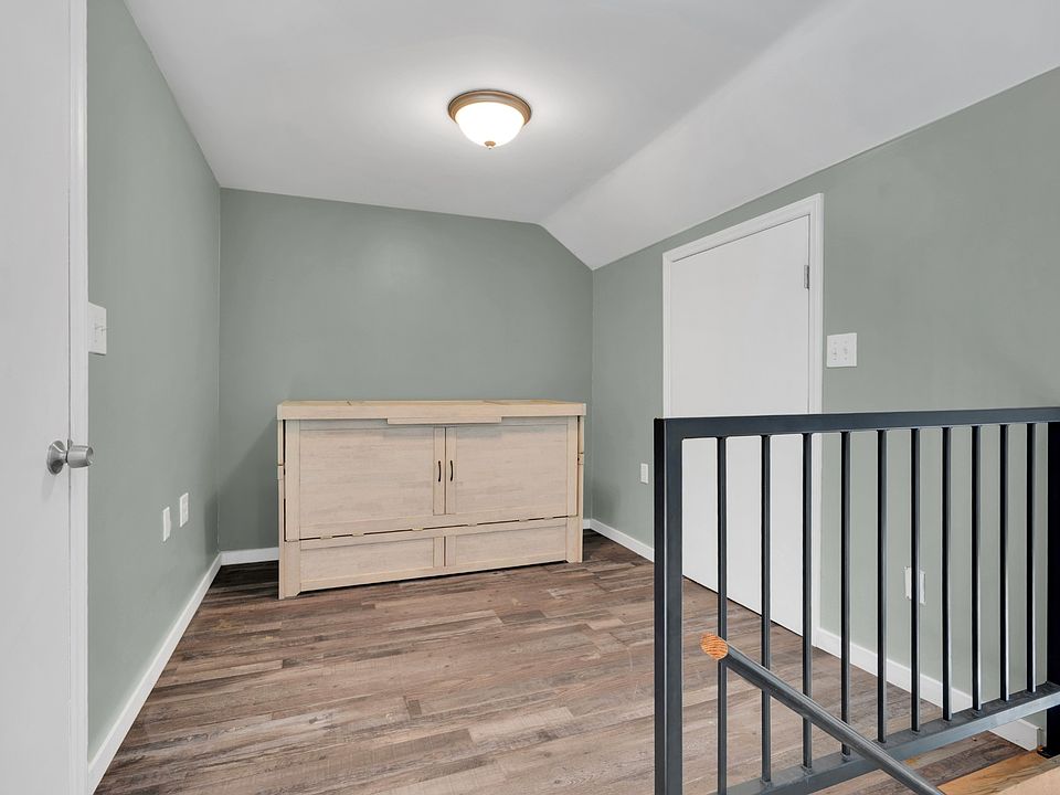 43rd image of 232 Covenant Ln