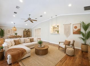 1504 Briarwood Blvd, Arlington, TX 76013