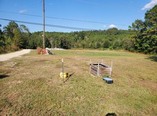 Entrance Rd, Leesville, LA 71446