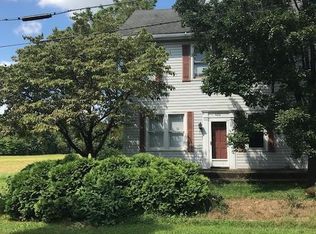 626 Auction Rd, Manheim, PA 17545